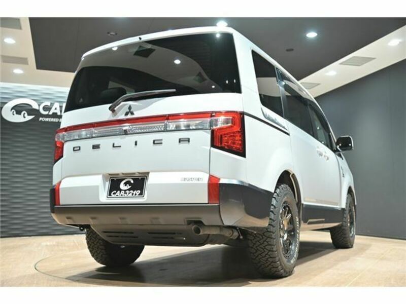 DELICA D5