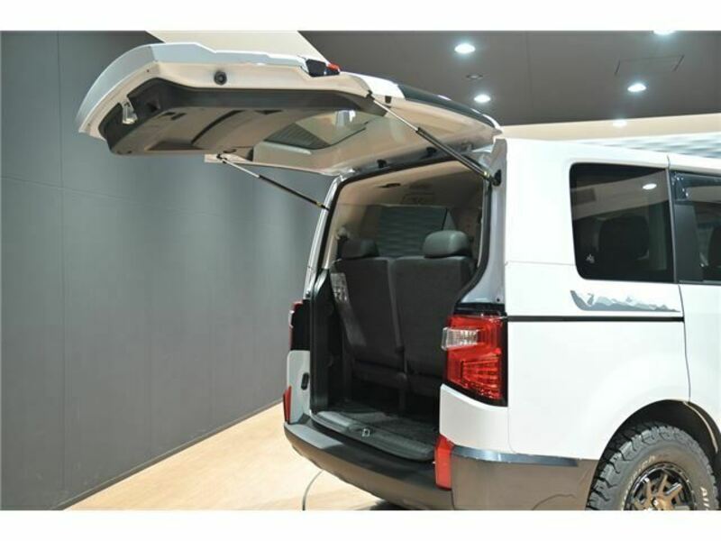 DELICA D5