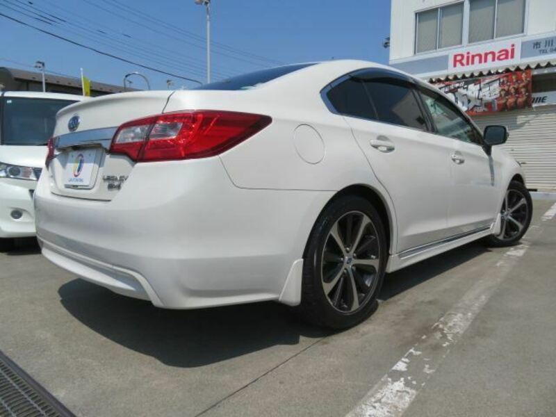 LEGACY B4
