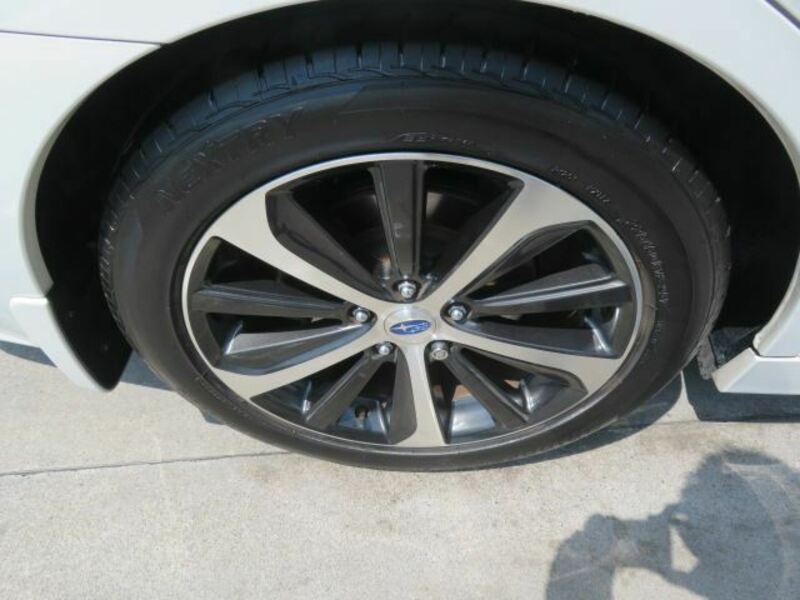 LEGACY B4