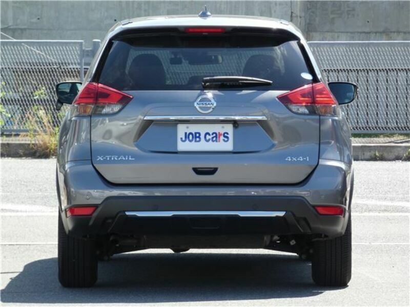 X-TRAIL