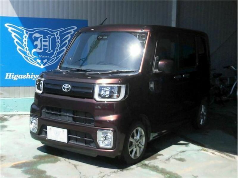 TOYOTA PIXIS MEGA
