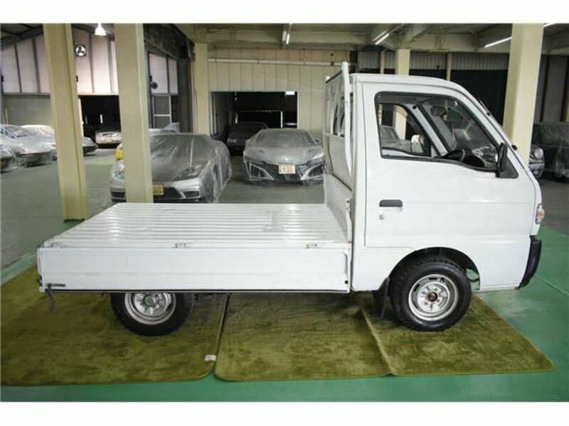 CARRY TRUCK