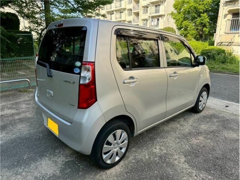 WAGON R