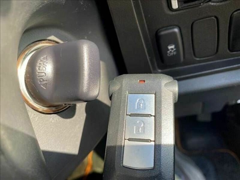 DELICA D5