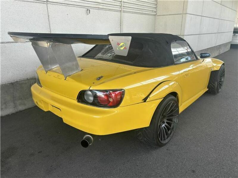 S2000