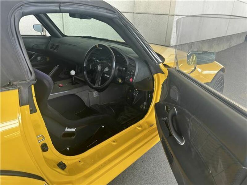 S2000