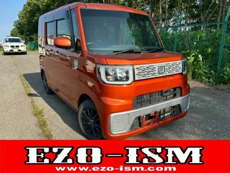 DAIHATSU WAKE