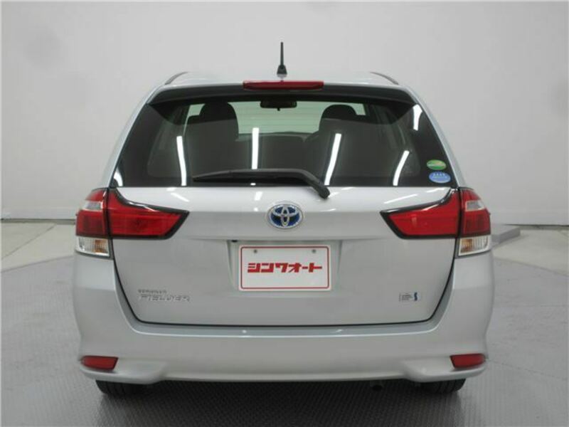 COROLLA FIELDER