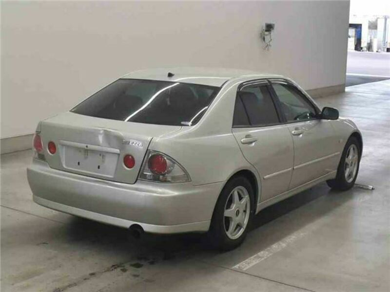 ALTEZZA