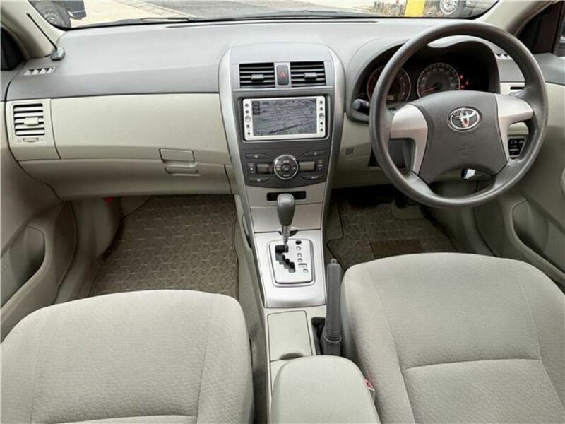 COROLLA AXIO