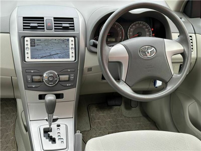 COROLLA AXIO