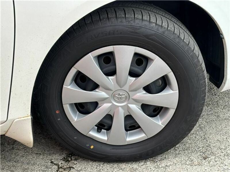 COROLLA AXIO