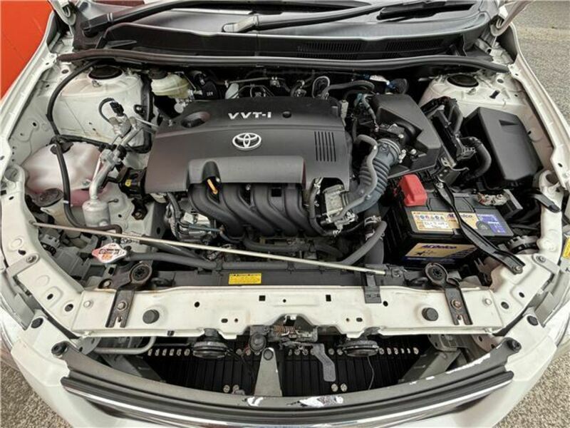 COROLLA AXIO