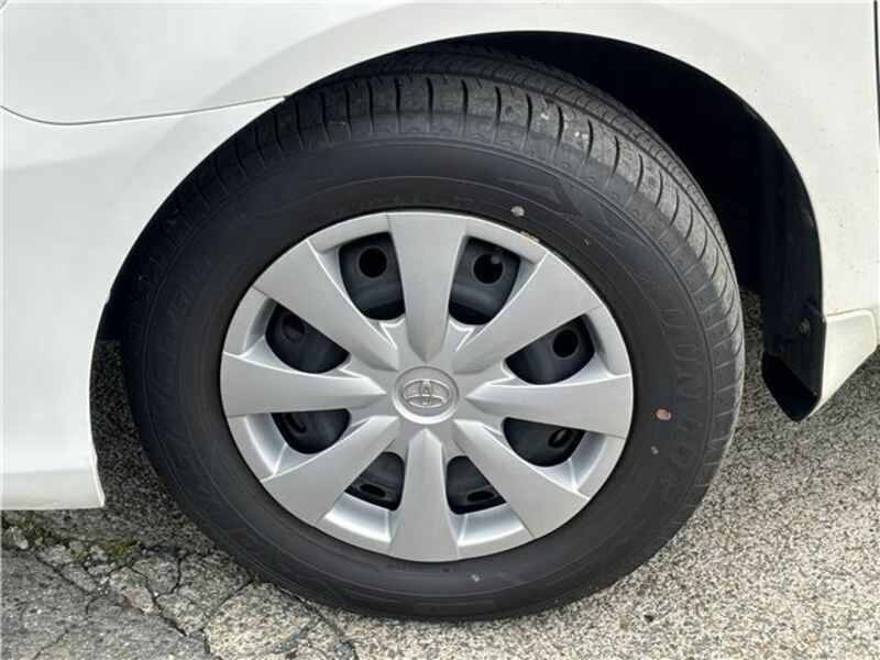 COROLLA AXIO