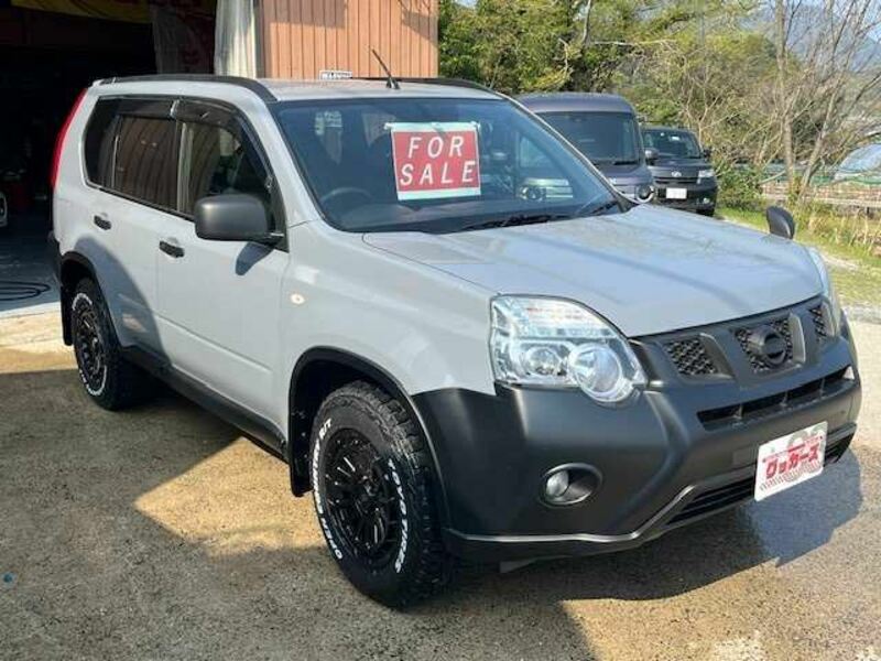 X-TRAIL