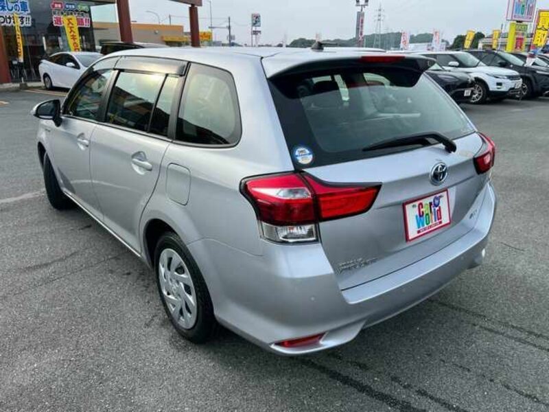 COROLLA FIELDER