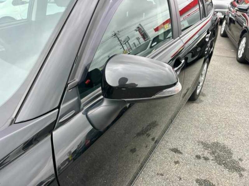 COROLLA FIELDER