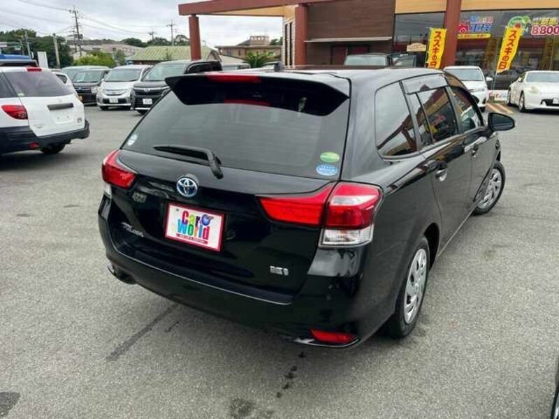 COROLLA FIELDER