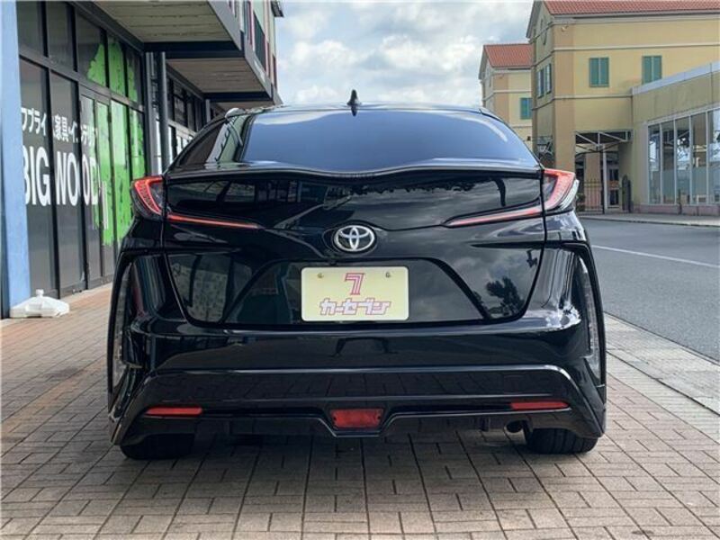 PRIUS PHV