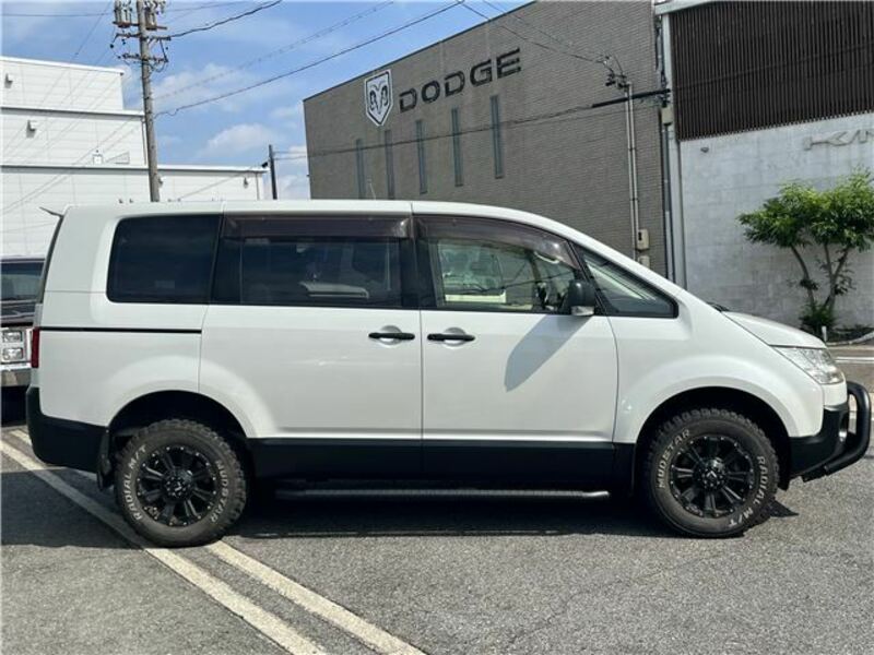 DELICA D5