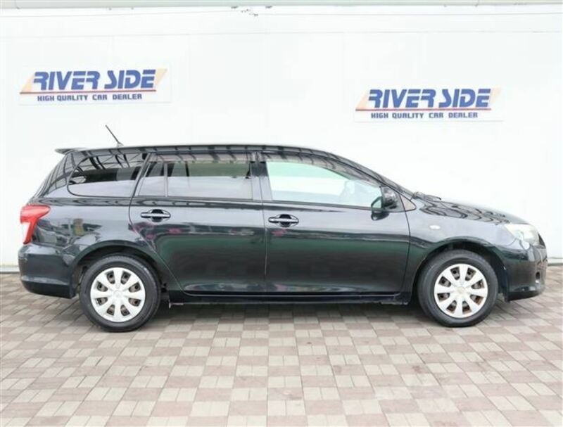 COROLLA FIELDER