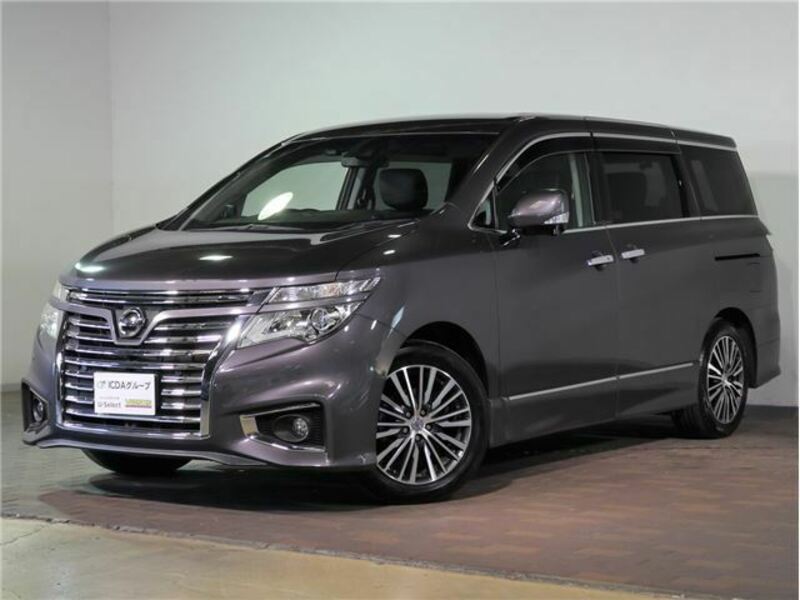 NISSAN ELGRAND