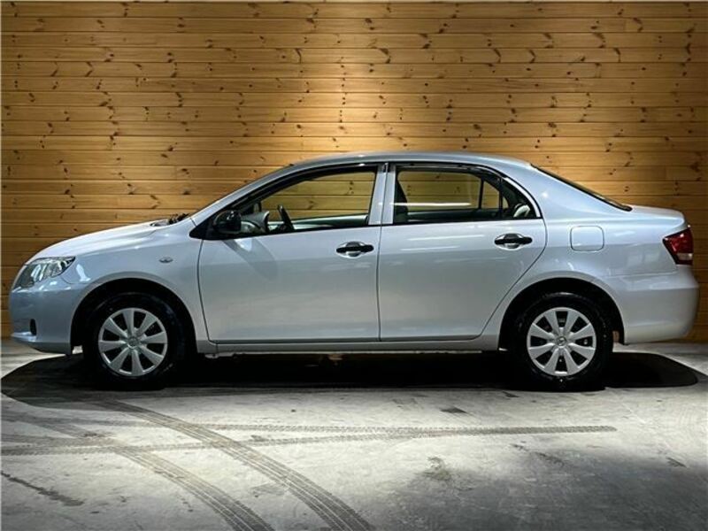 COROLLA AXIO