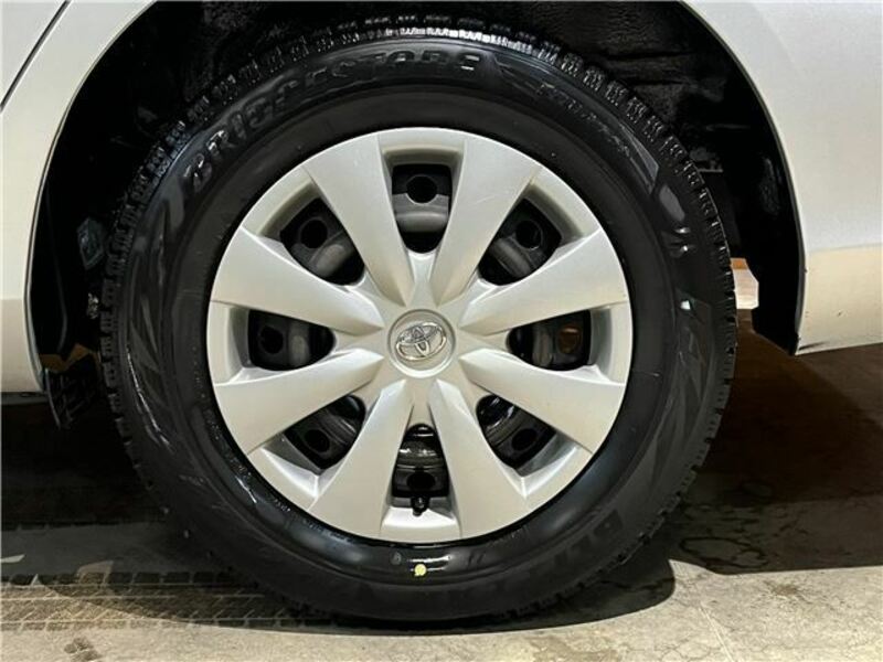 COROLLA AXIO