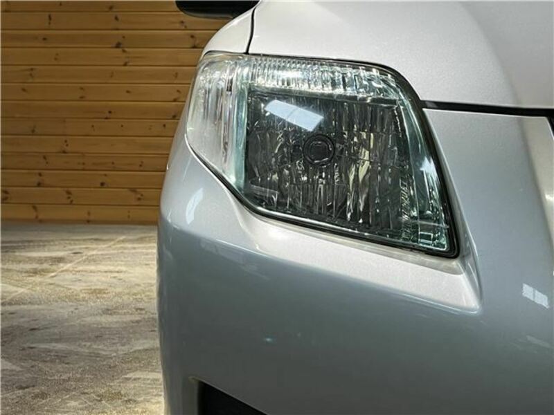 COROLLA AXIO