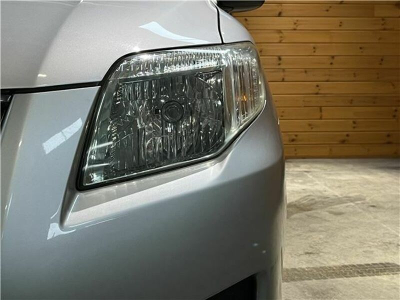 COROLLA AXIO