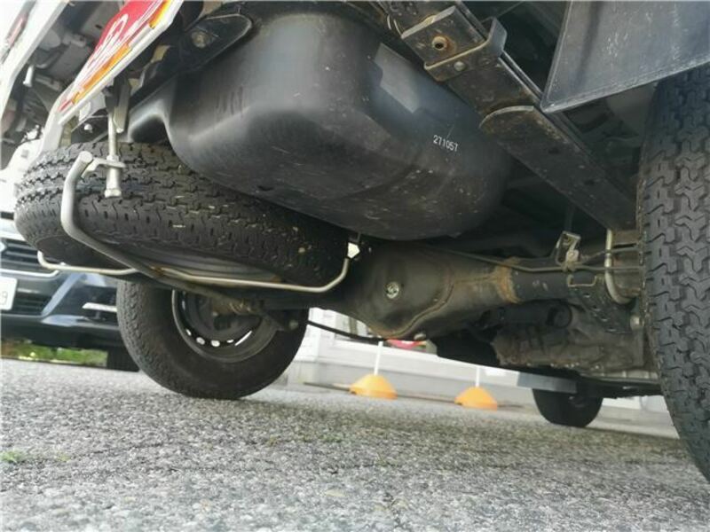 CARRY TRUCK
