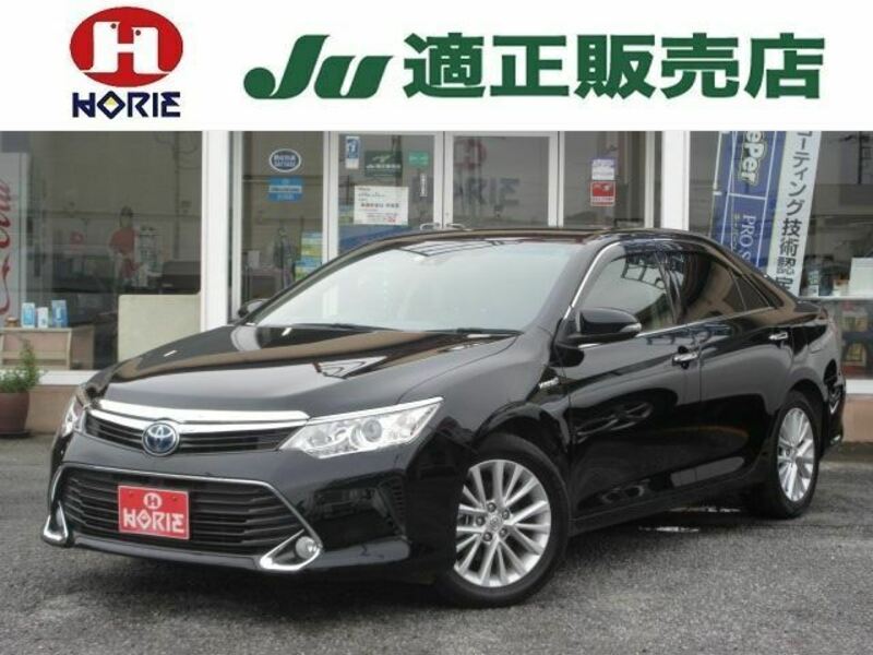 TOYOTA CAMRY