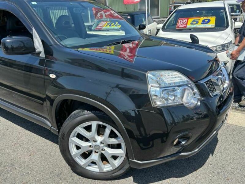 X-TRAIL