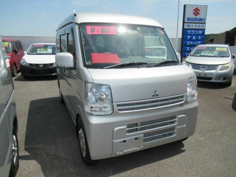 MITSUBISHI MINICAB VAN