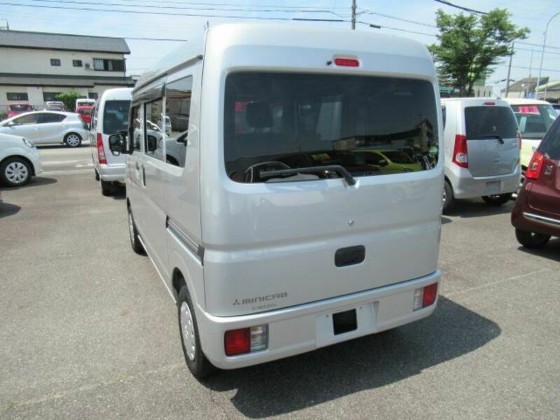 MINICAB VAN