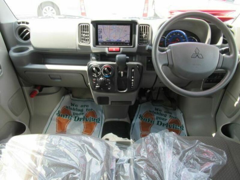MINICAB VAN