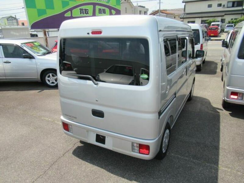 MINICAB VAN