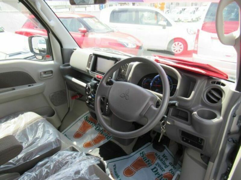 MINICAB VAN