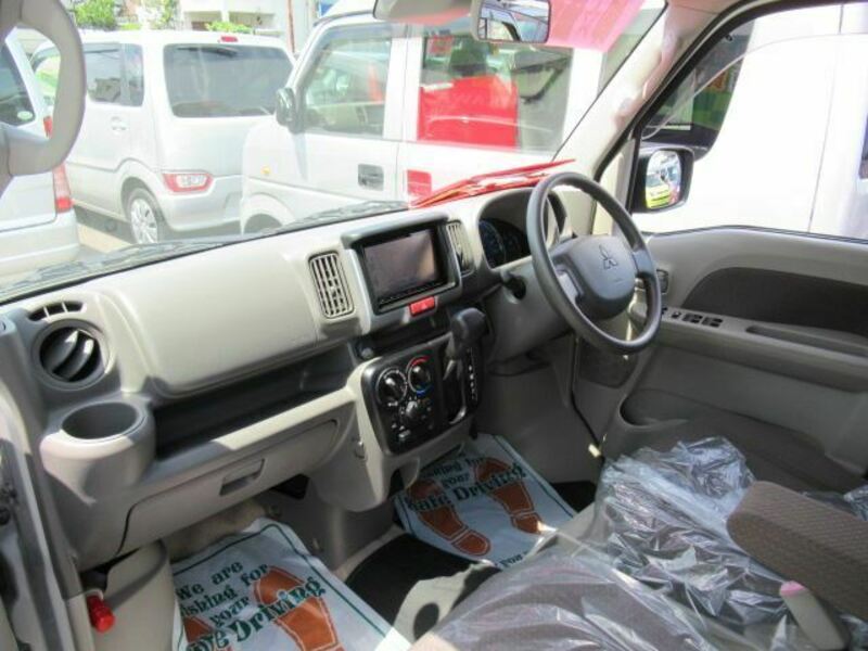 MINICAB VAN