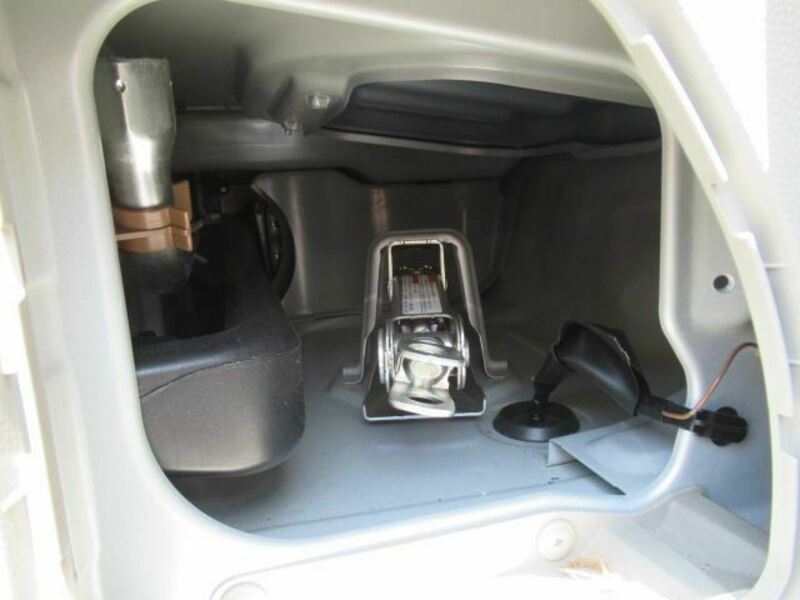 MINICAB VAN