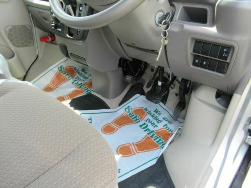 MINICAB VAN