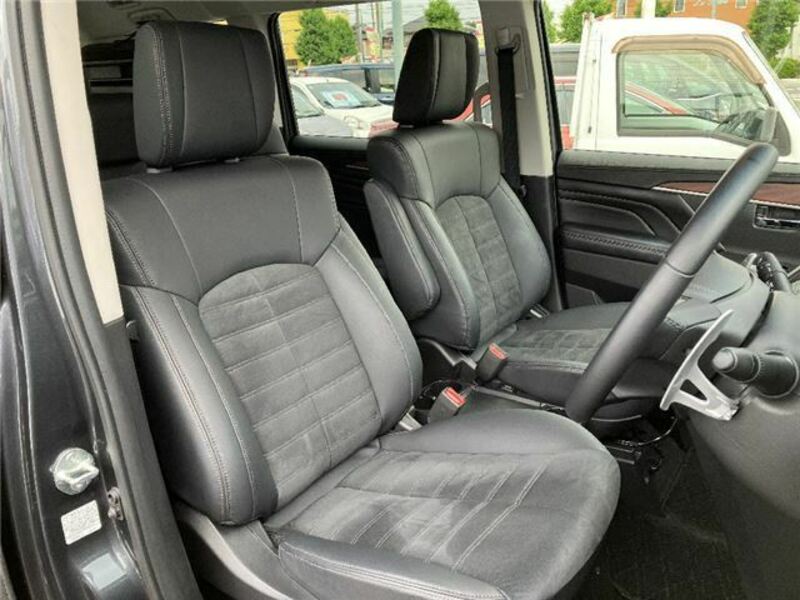 DELICA D5