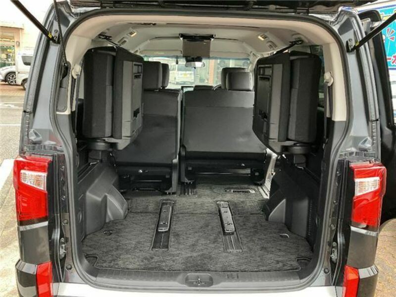 DELICA D5