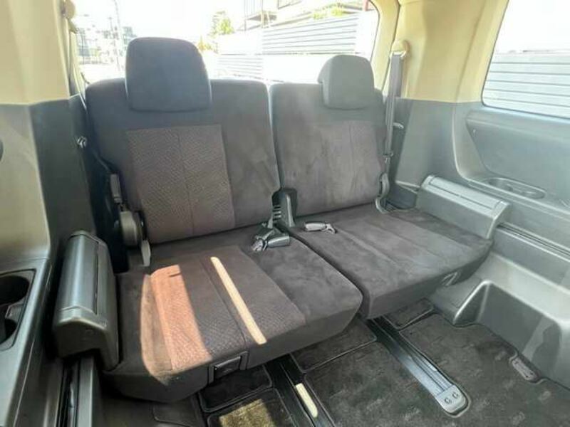 DELICA D5