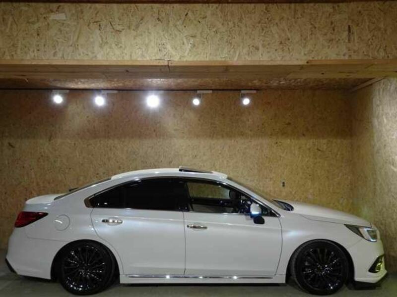 LEGACY B4