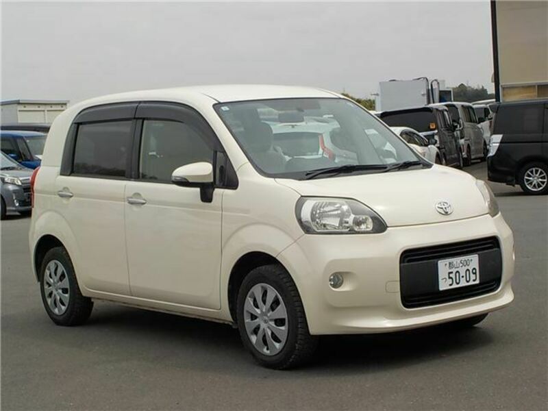 TOYOTA PORTE