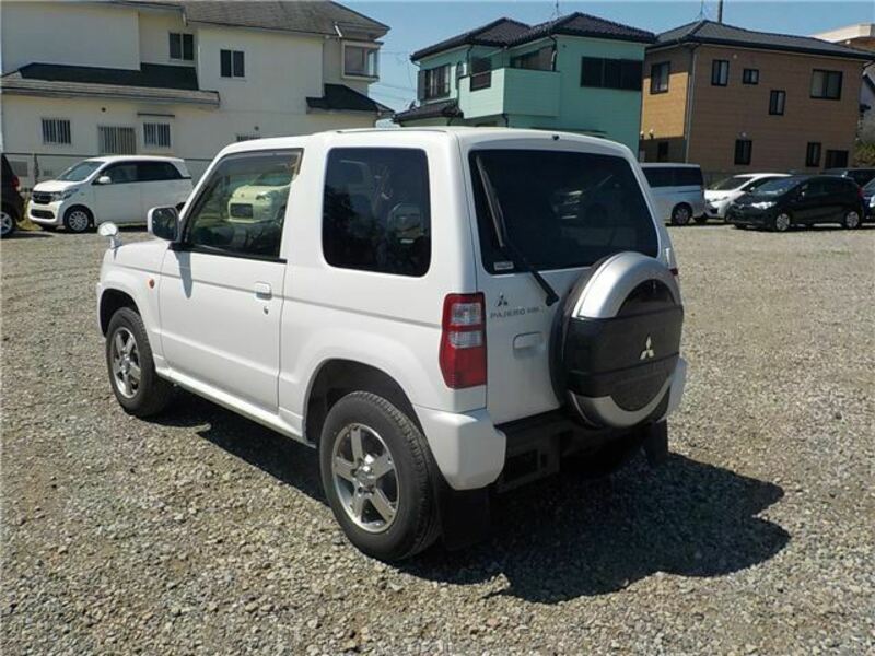 PAJERO MINI