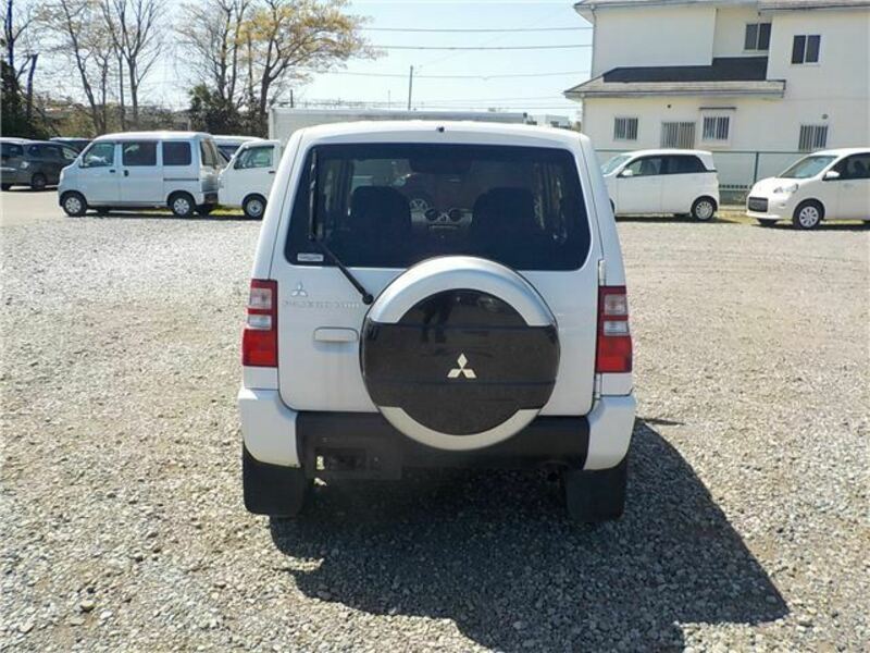 PAJERO MINI