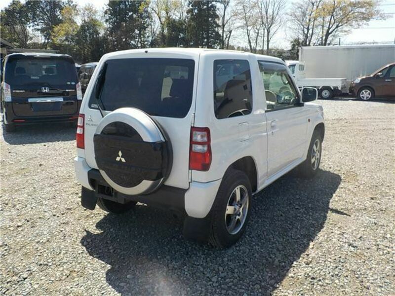 PAJERO MINI